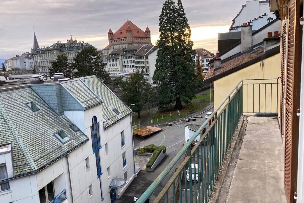 Joli 2 Pieces Dernier Etage, Lausanne Centre Exterior photo